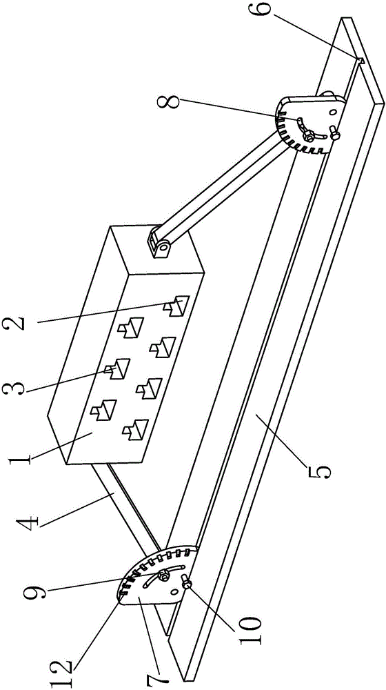 Movable distribution frame for tooth-shaped paper feeding