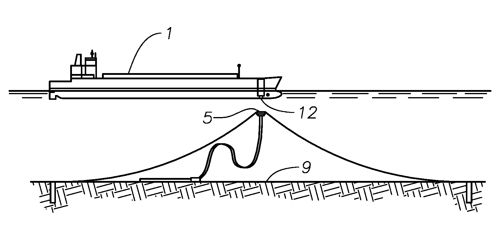 Detachable mooring and fluid transfer system