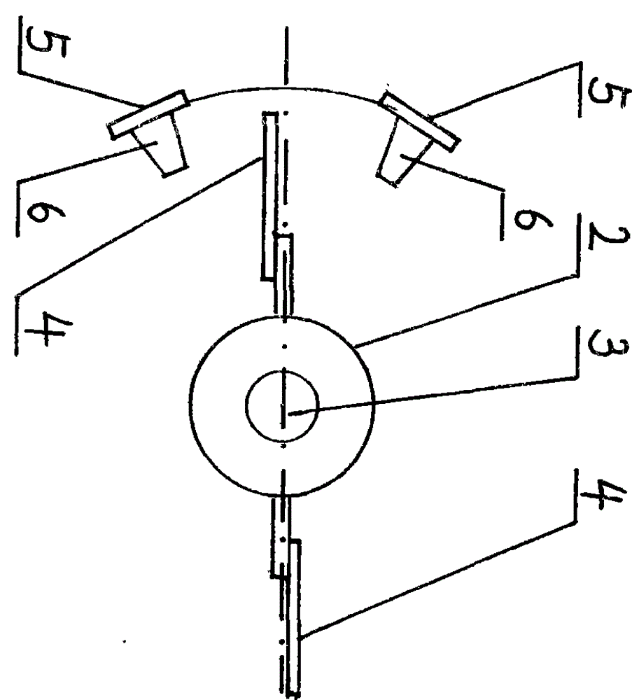 Straw pulverizing mechanism for corn harvester