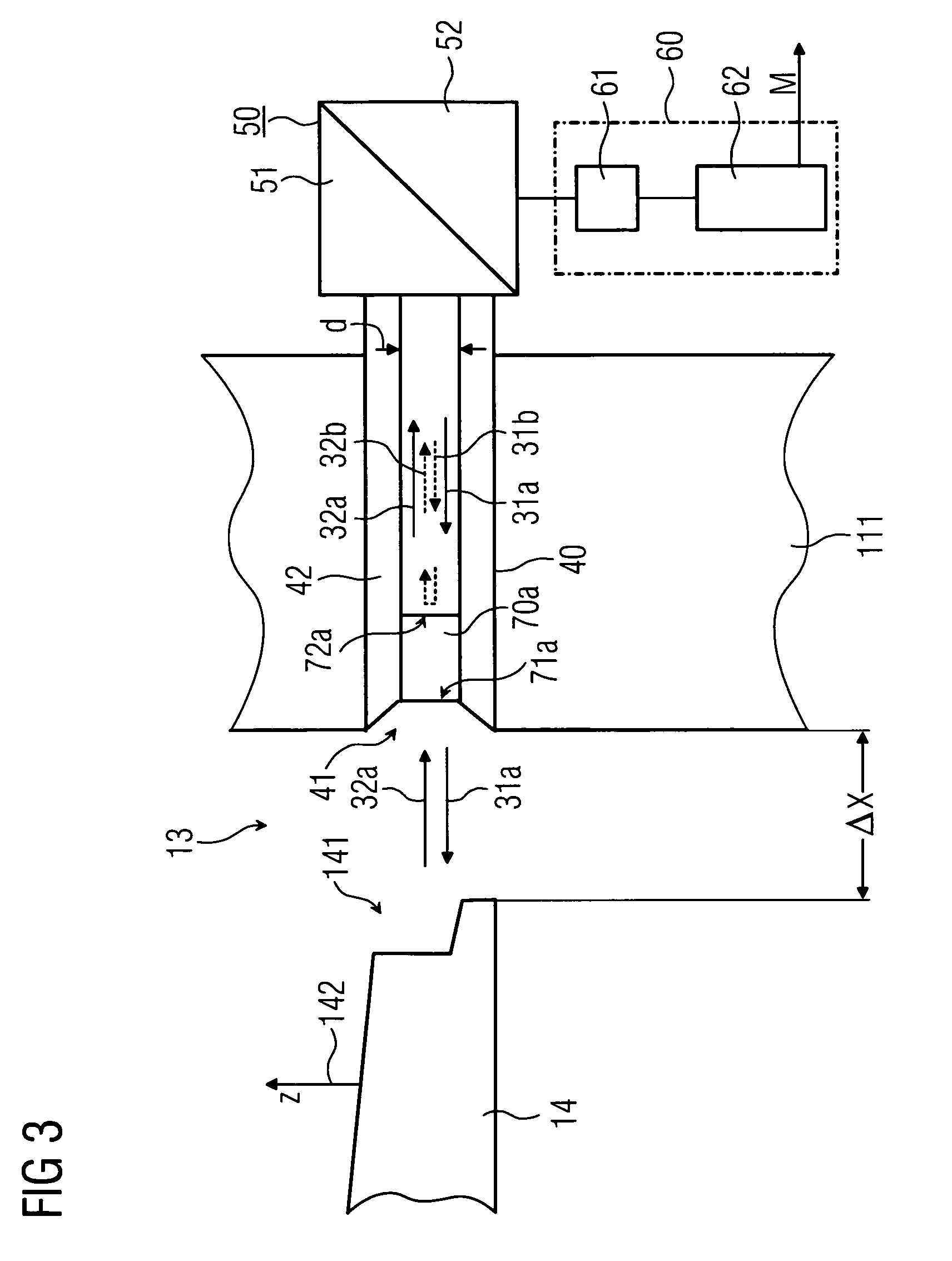 Device for determining the distance between a rotor blade and a wall of a turbine engine surrounding the rotor blade