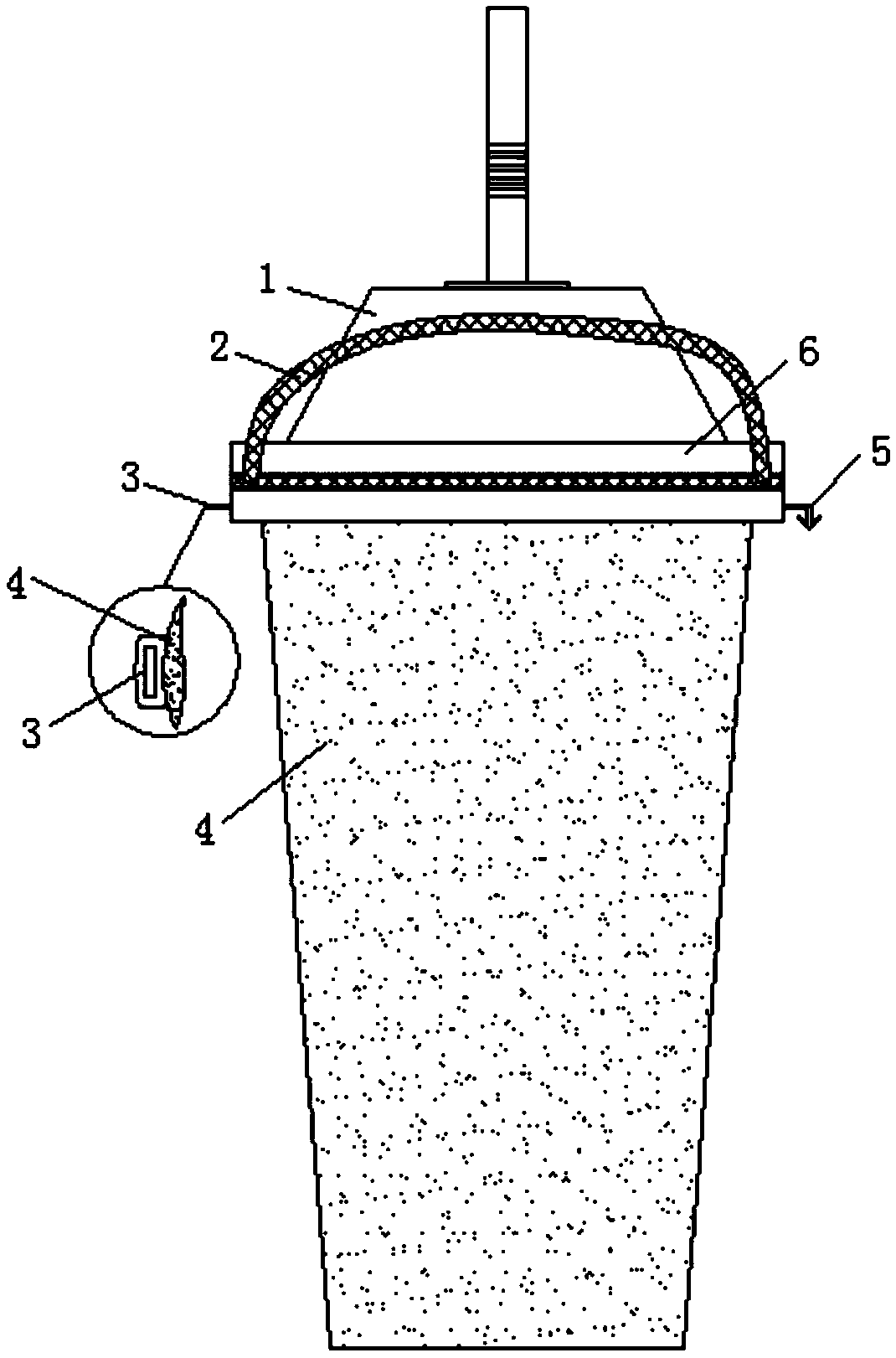 Environment-friendly beverage cup facilitating condiment adding