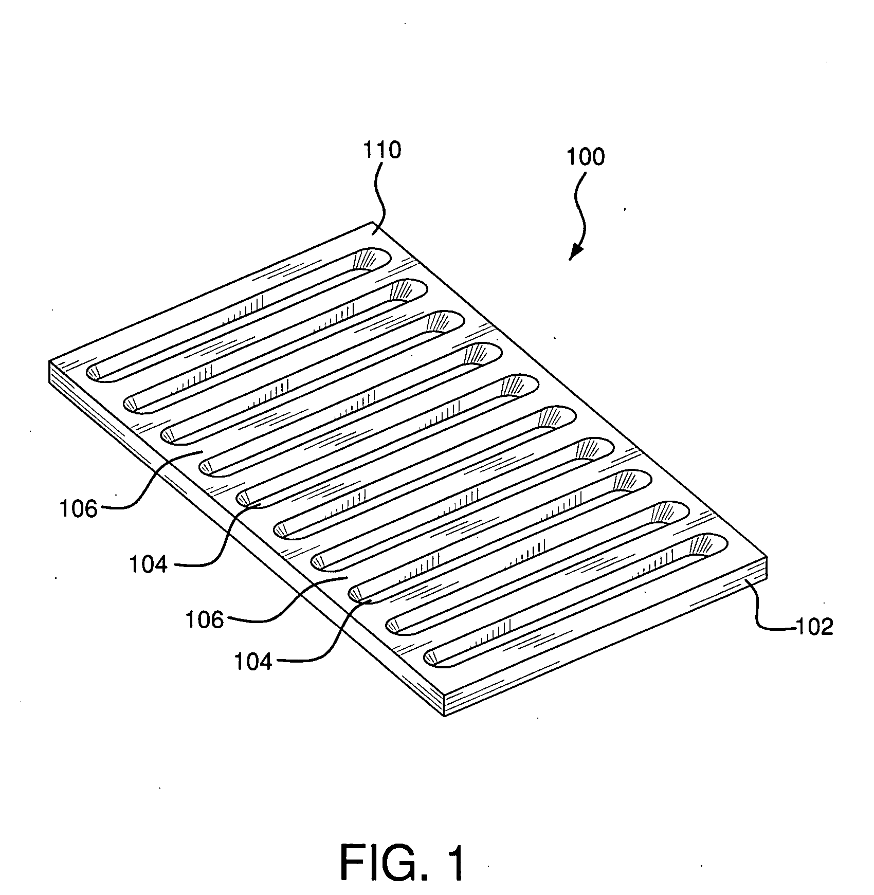 Growth stimulating wound dressing with improved contact surfaces