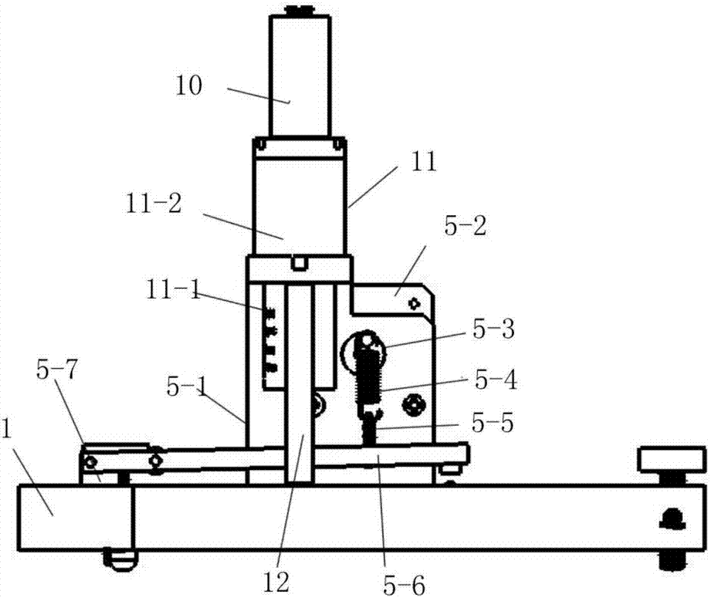 Lifting motion and rotation device of diamond grinding intelligent robot