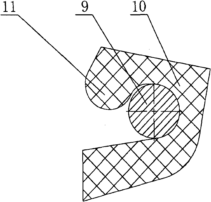 Large deflection loose tube compensation joint
