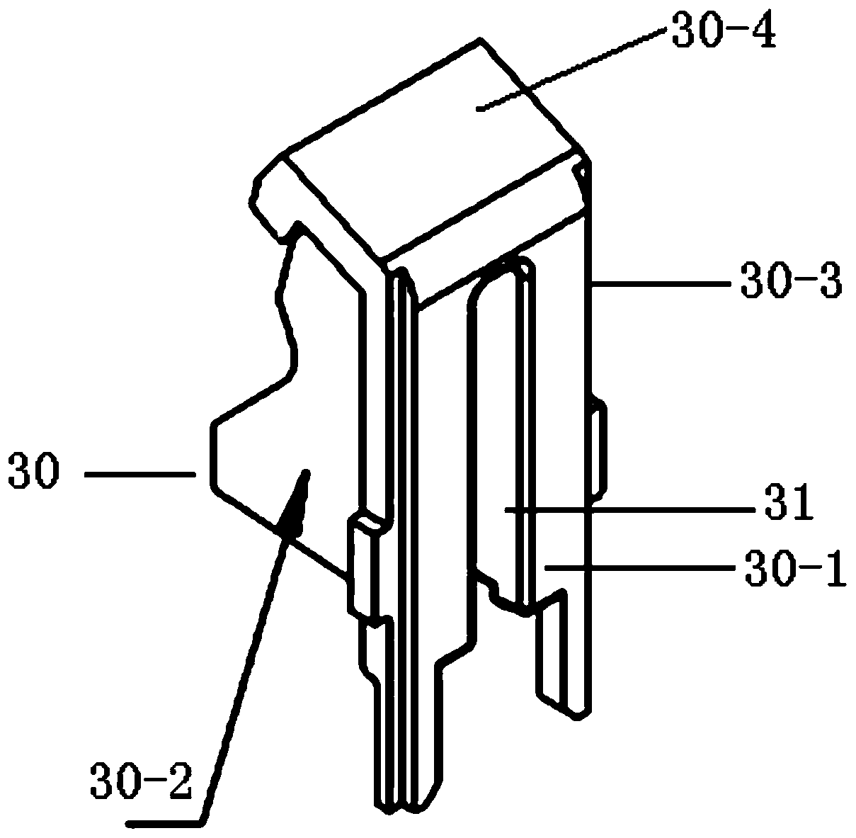 Arc extinguishing device with integral arc isolating cover, and arc extinguishing method