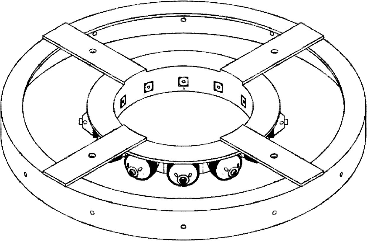 Clamp used for uniformly evaporating anti-reflection film on side surface of optical fiber