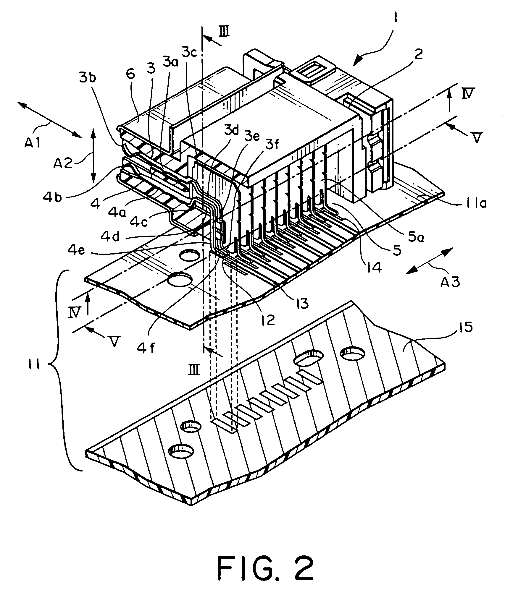 Connector adapted to be used for transmission of a balanced signal and substrate for mounting the connector