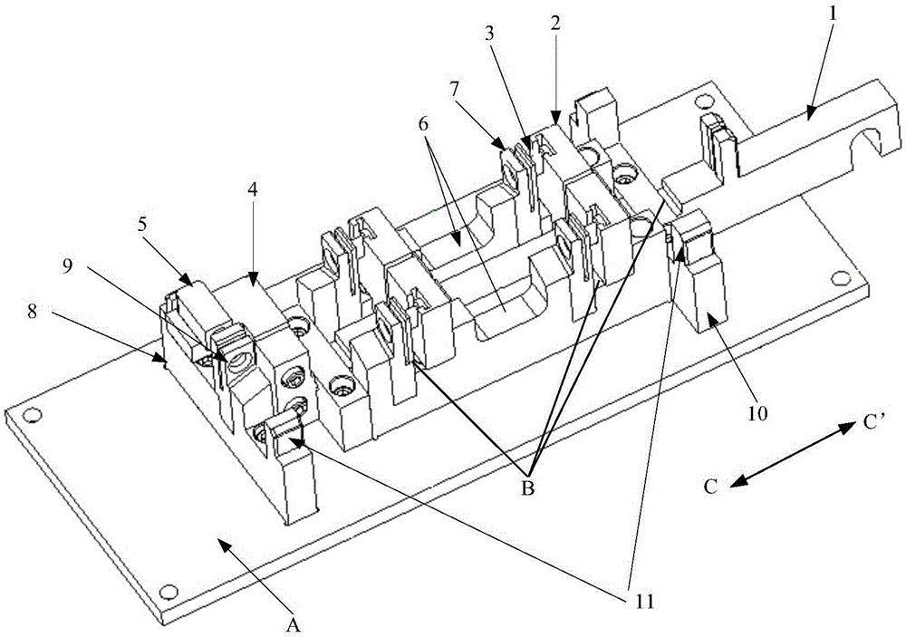 Punching device of lead-acid storage battery casing