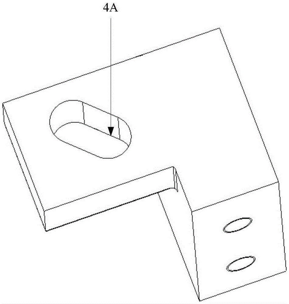 Punching device of lead-acid storage battery casing