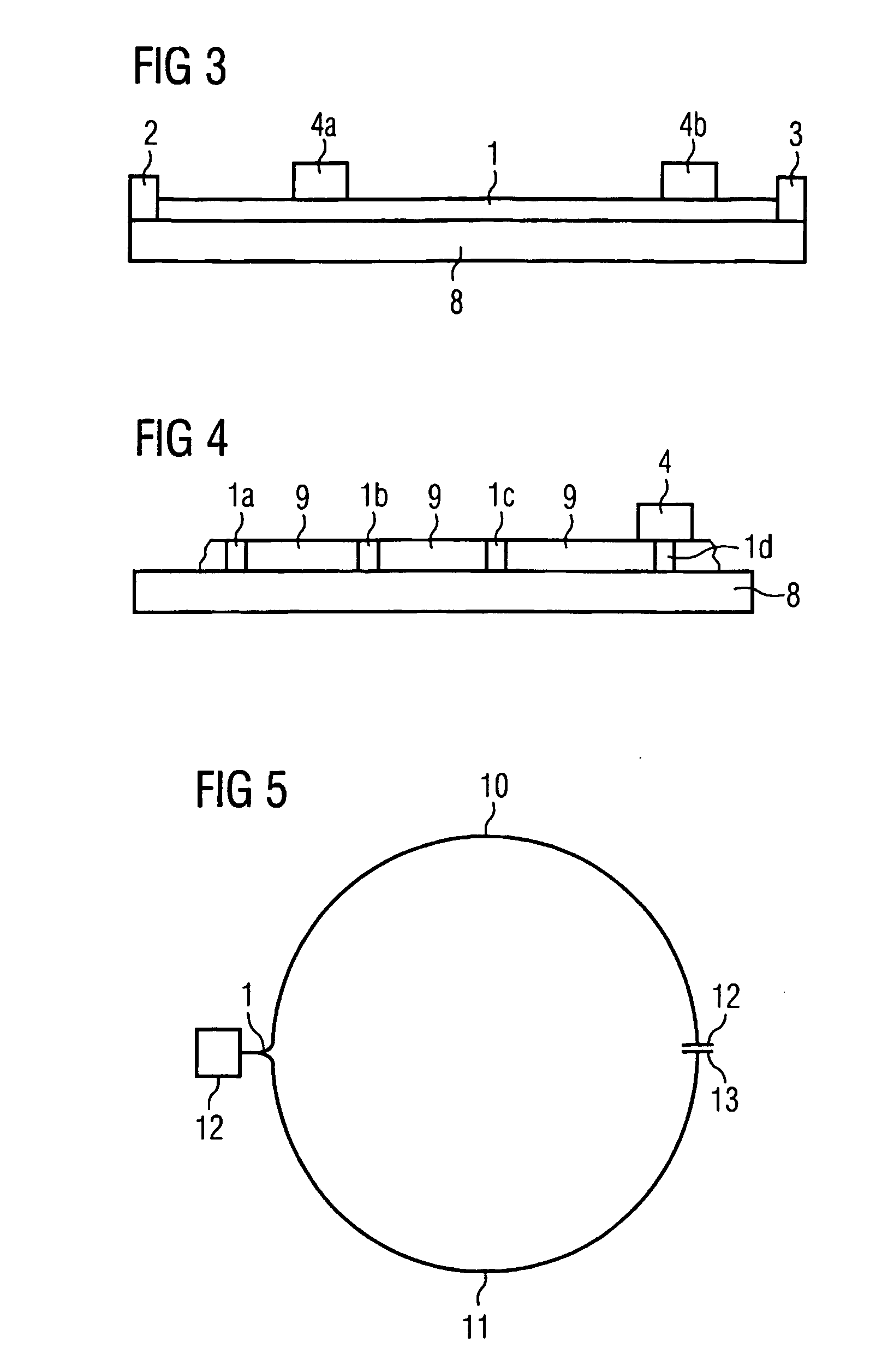 Device for optical signal transmission between two units movable relative to each other