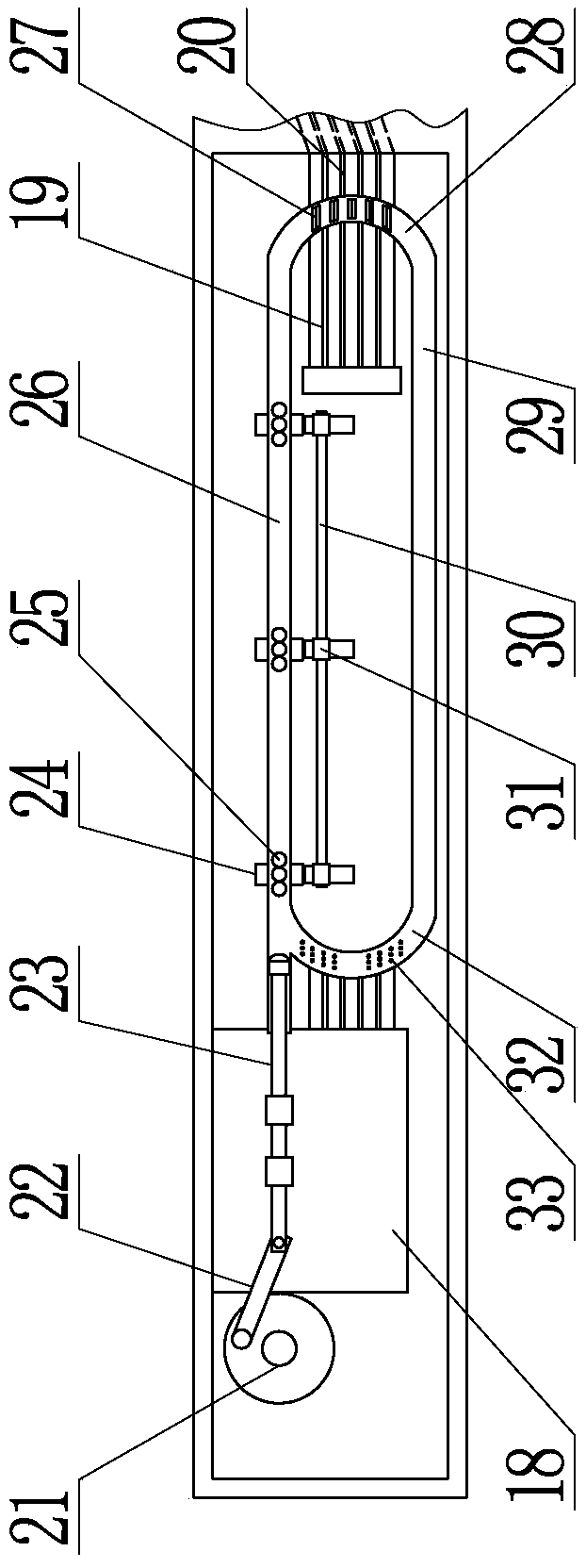 A plastic beating processing device capable of preventing sticking and sticking materials