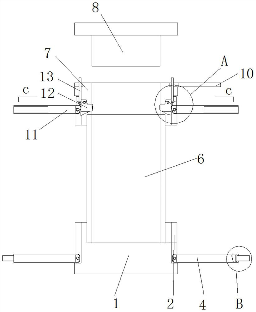 High-moisture-content soil vibration triaxial test sample preparation method and sample preparation device