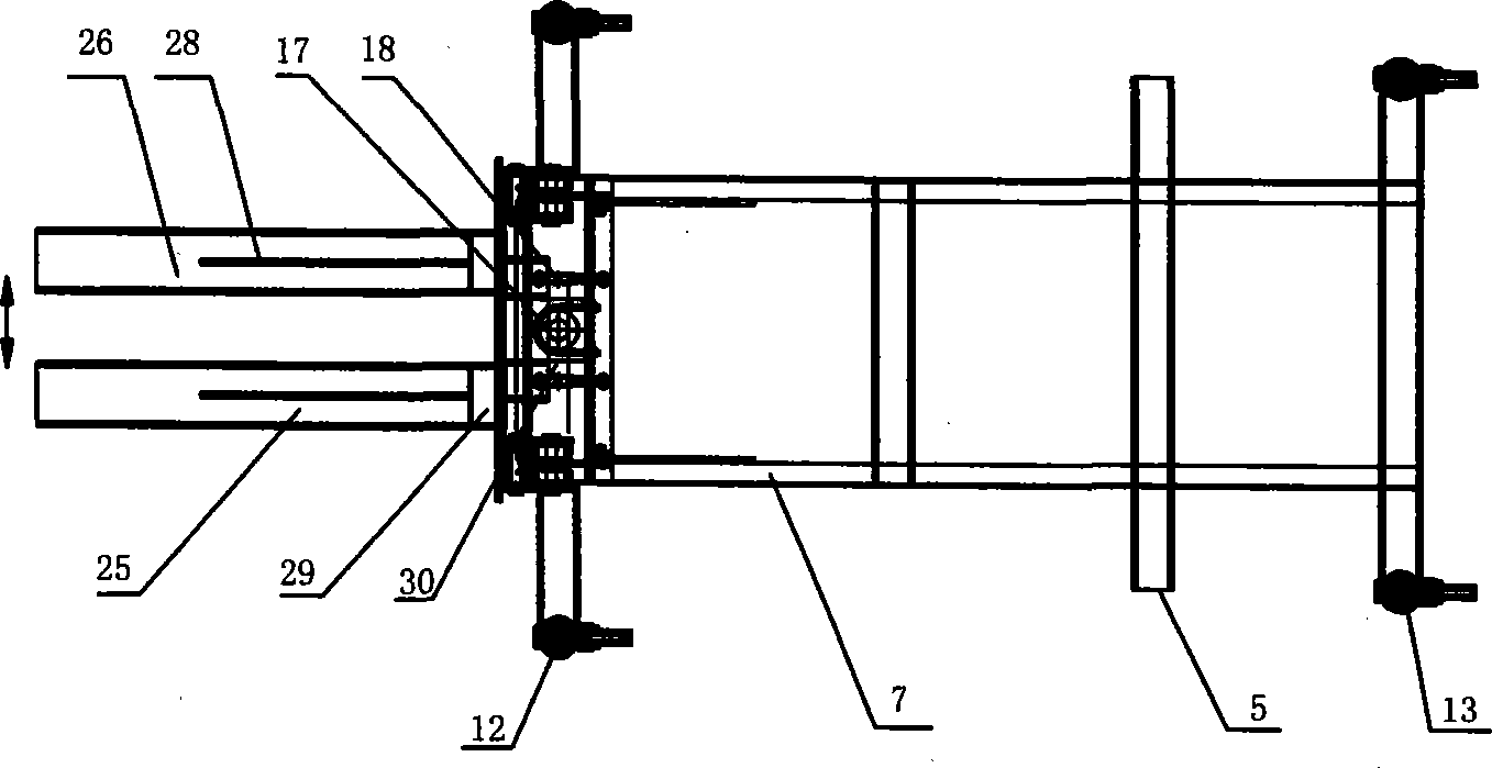 Stretching device of case beam in case