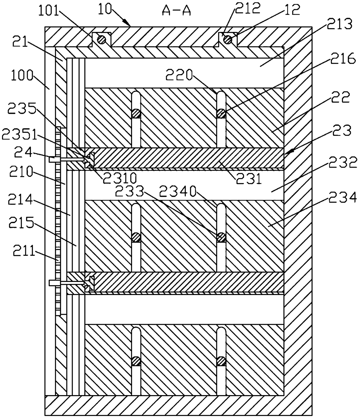 Storage cabinet provided with space adjusting device