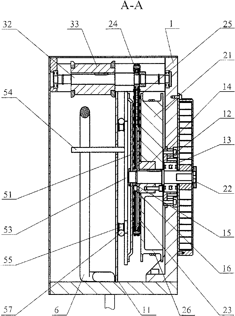 Automatic cable winding and unwinding device for vehicle mounted mast