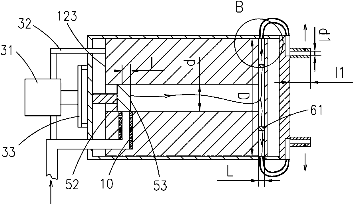 A battery quantitative spraying device