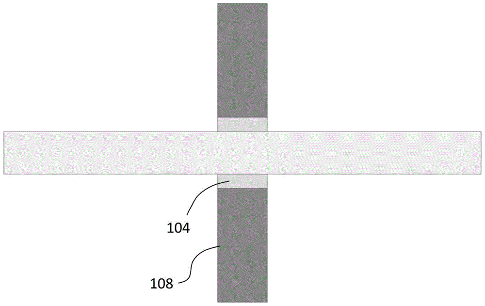 Double gate field effect transistor with tensile strain film strain source and its preparation method