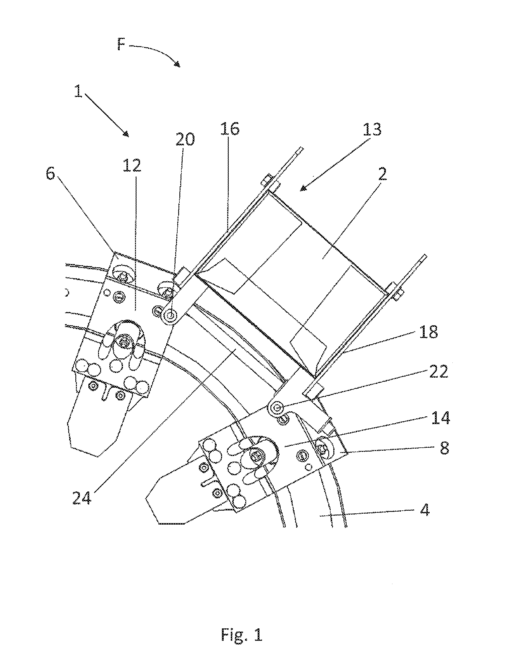 Transport device for conveying products
