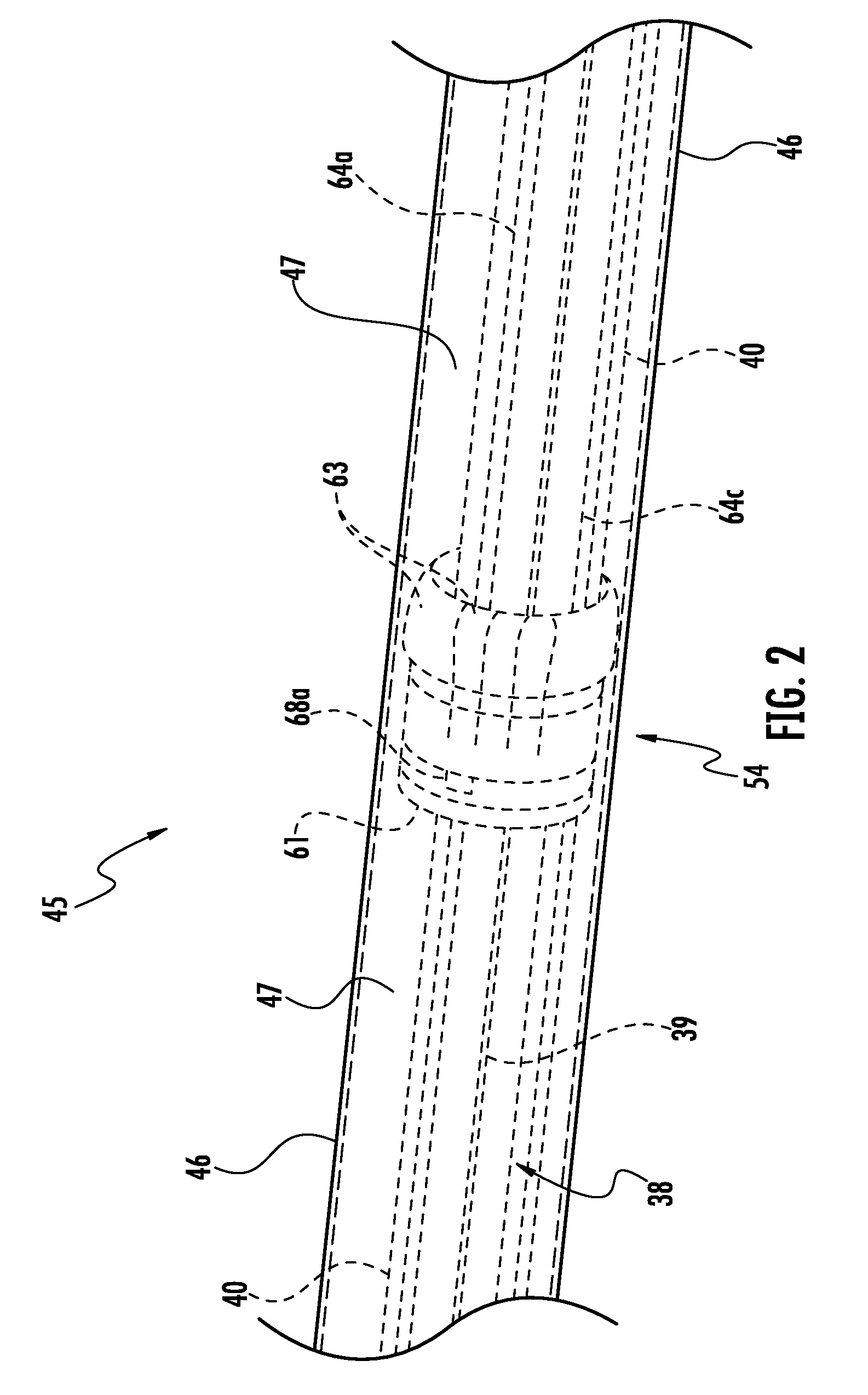 Radio frequency antenna assembly for hydrocarbon resource recovery including adjustable shorting plug and related methods