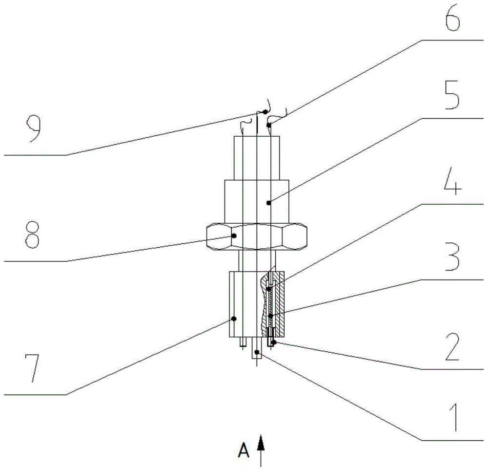 A temperature-displacement coupling device for real-time monitoring of on-line crystallizer copper plate