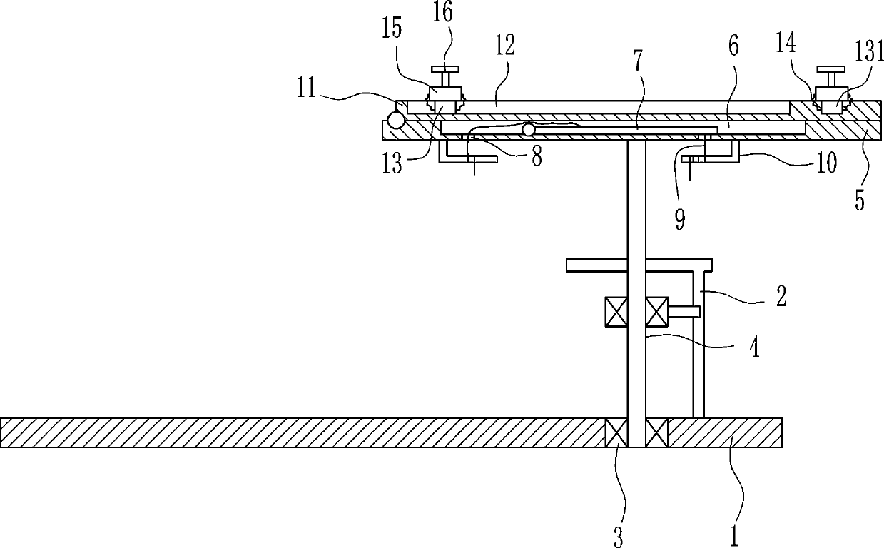 A line-drawing auxiliary device for clothing production