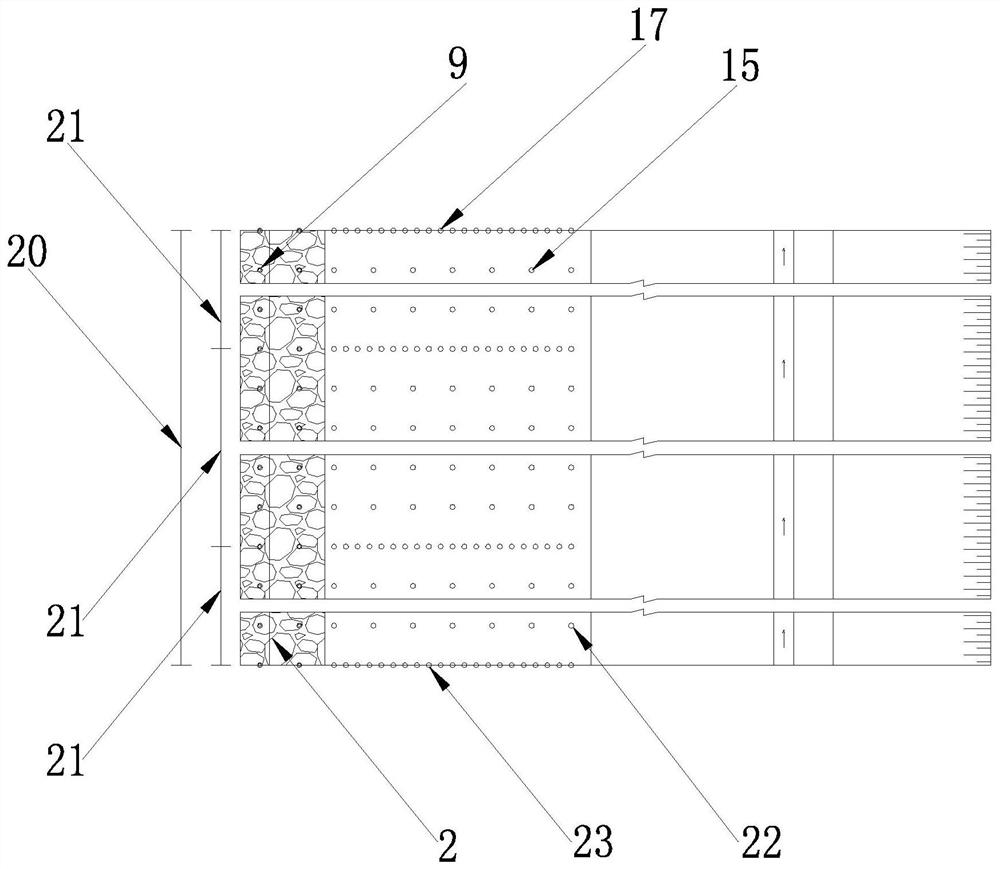 Existing retaining wall reinforcing structure and construction method thereof