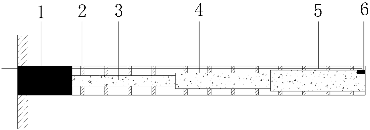 Variable diameter radial uniform uncoupling continuous charging structure and charging method thereof