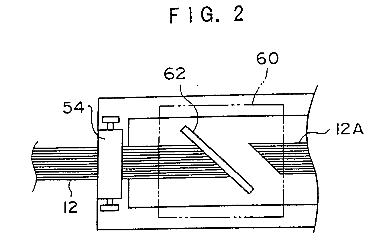 Device of forming tire reinforcing layer