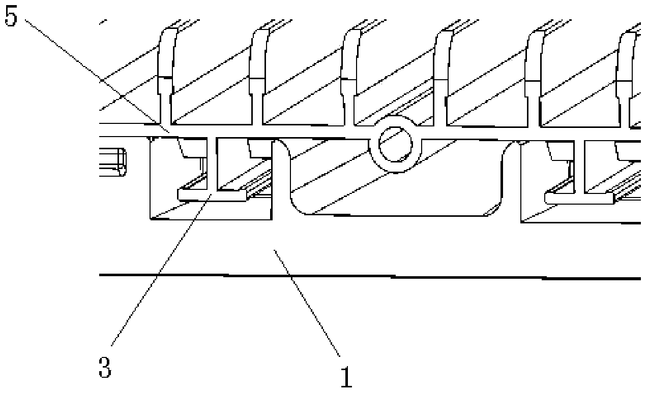Off-road vehicle and lateral pedal plate assembly thereof