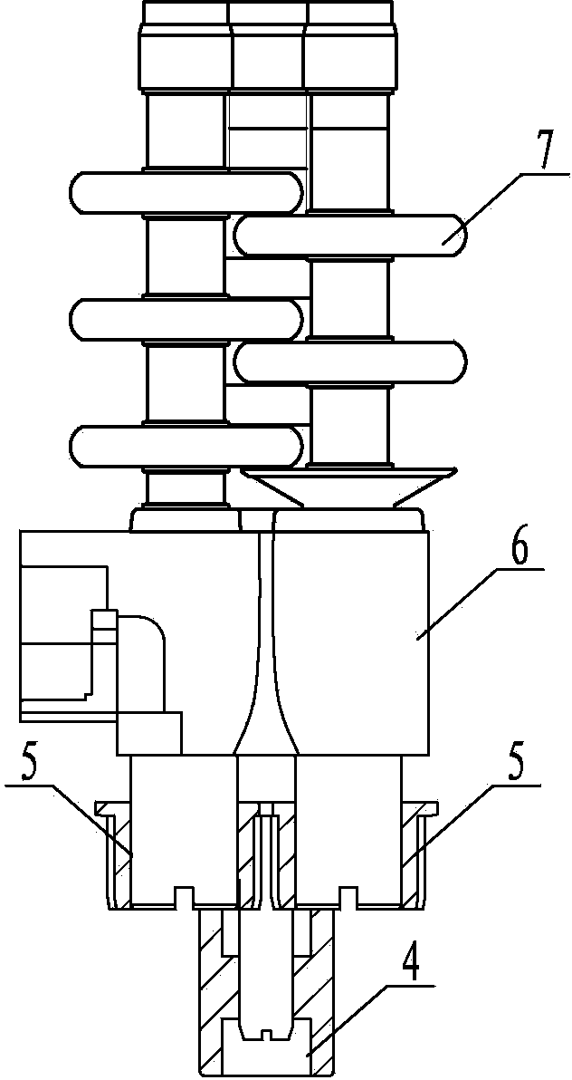 Compact false twist spindle device with novel structure