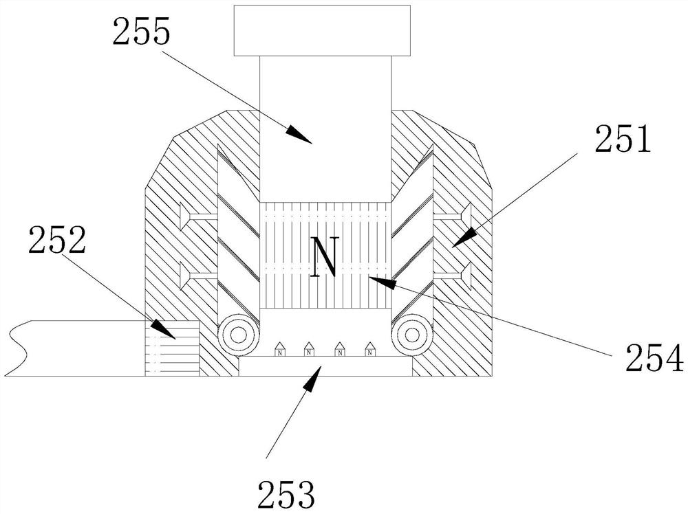 Connector for preventing short circuit between terminal and metal shell