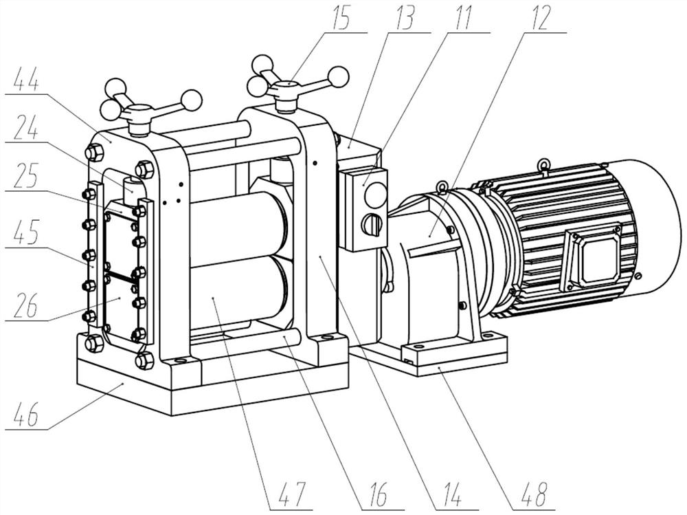 Metal porous strip and powder composite rolling and sintering integrated process and device