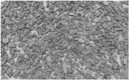 Method for preparing zeolitized particle material by using coal gangue powder generation dust residue