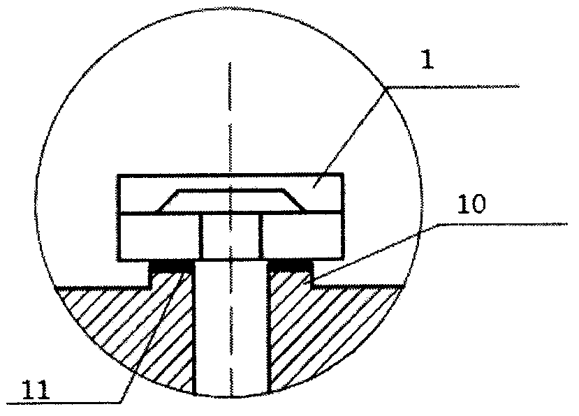 Pressure core body utilizing boss structure sintering base