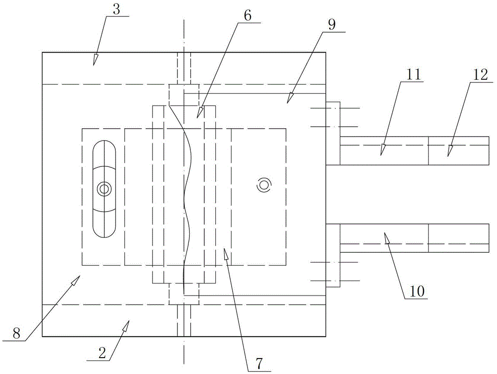 Hemming device for tubular fabrics