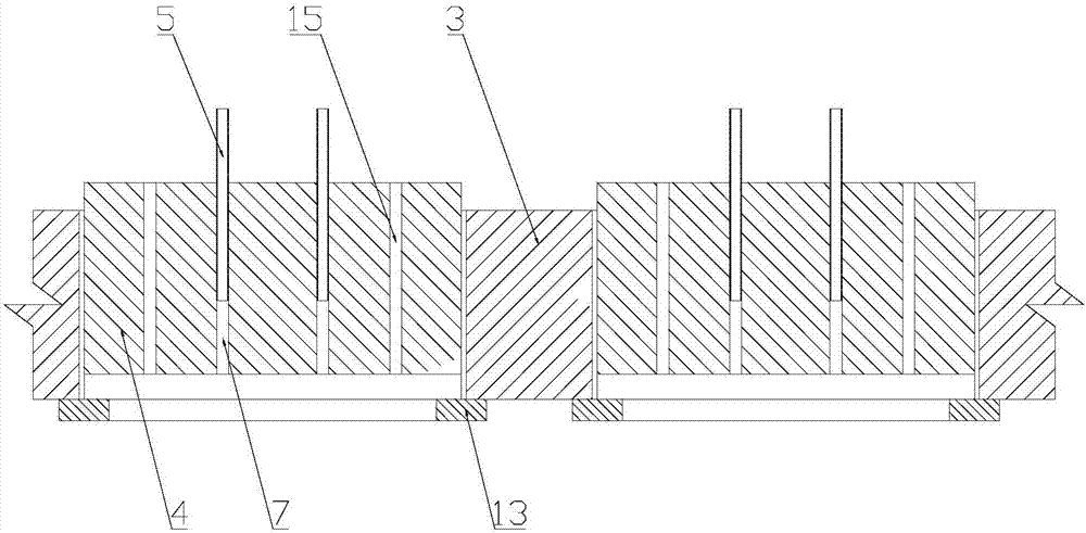 Multi-welding-spot alloy welding powder coating mechanism capable of adjusting coating thickness