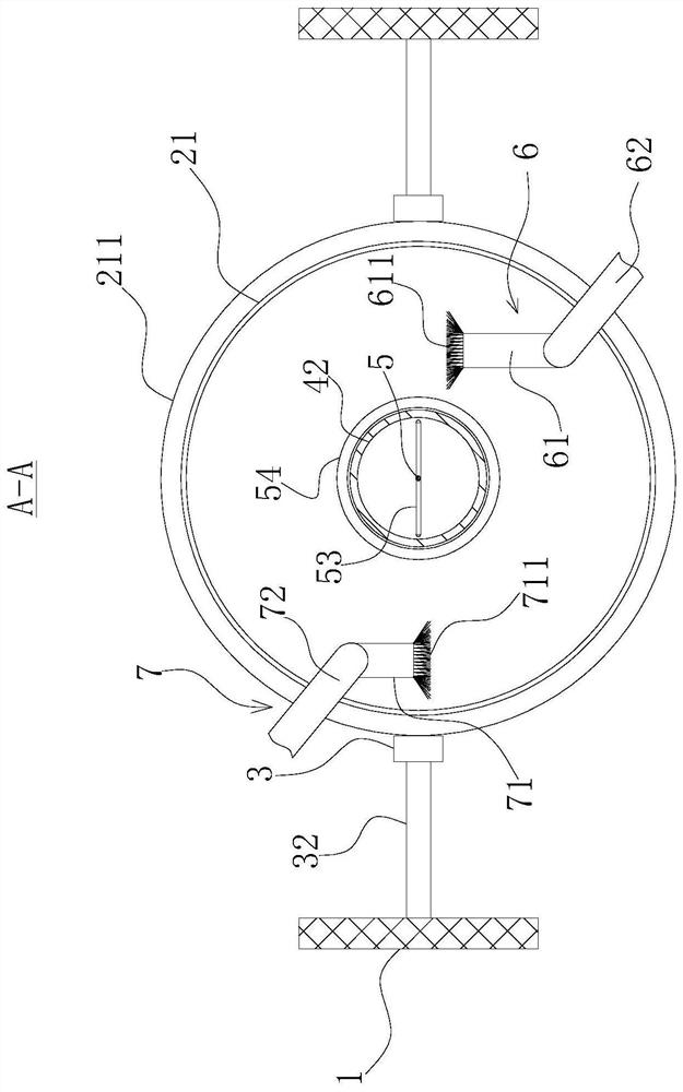 Sea fish grading screening device