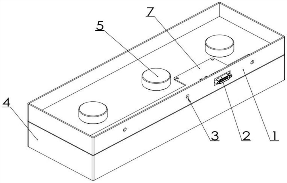 Liquid level monitoring and alarming device for washing liquid and waste liquid bottles of plate washing machine