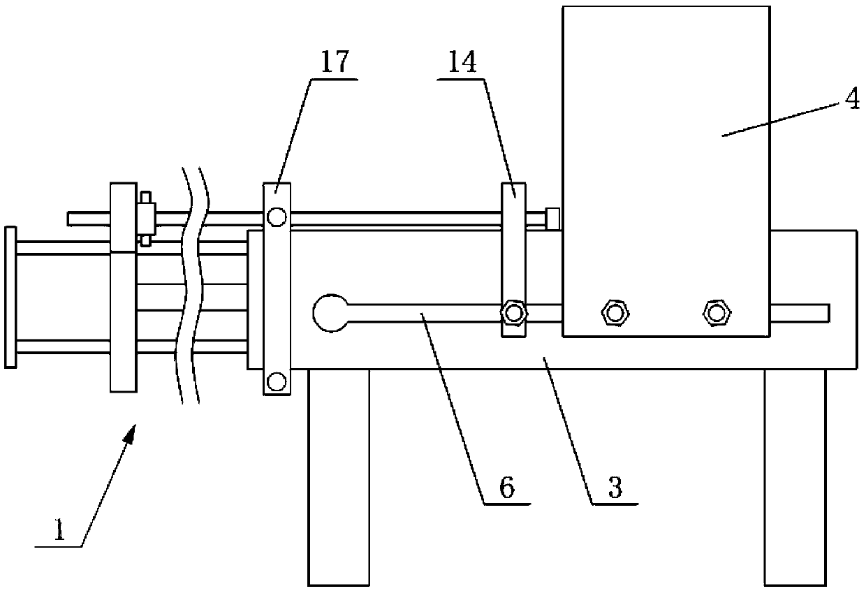 Automatic drilling device suitable for side walls of plates of multiple sizes