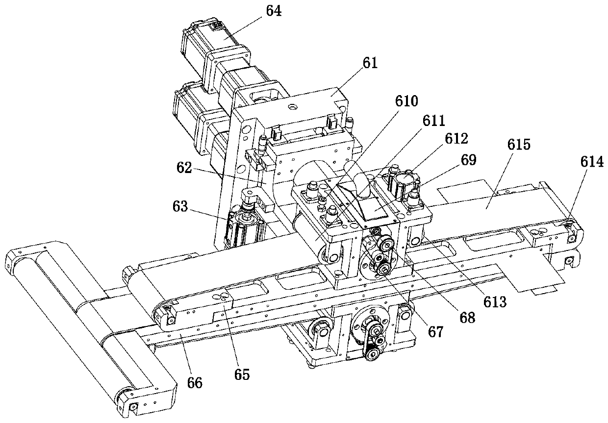 Pole piece and isolating film synchronous traction attaching device