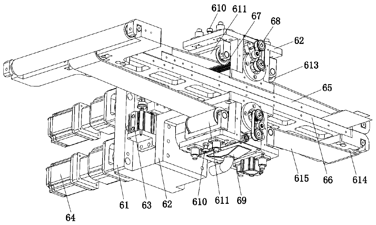 Pole piece and isolating film synchronous traction attaching device