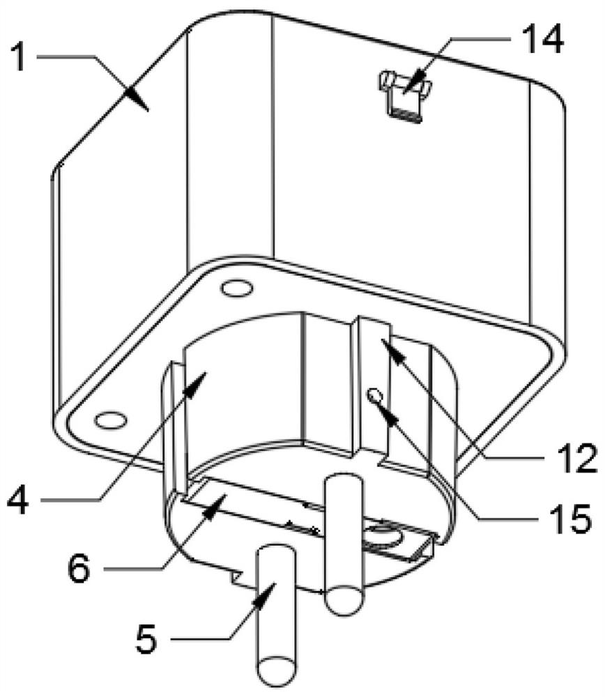 An elastic side-moving blocking socket