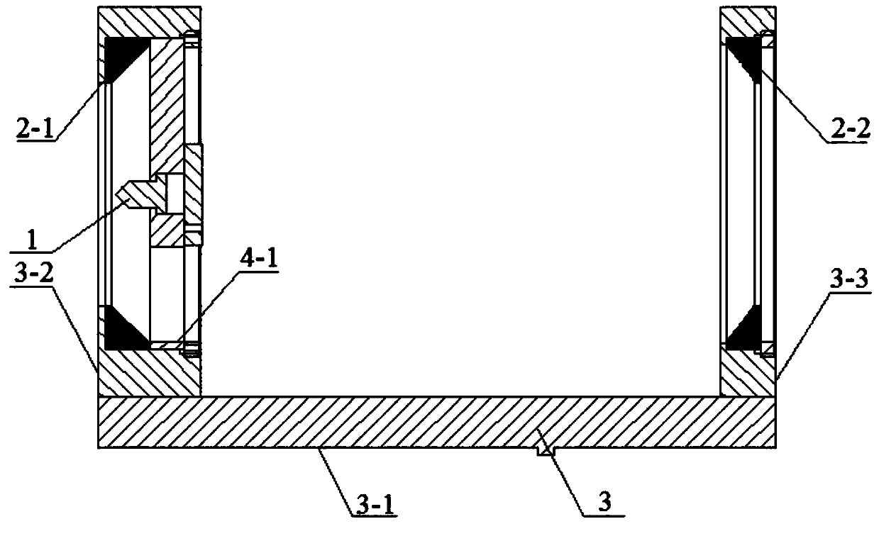 Laser focusing device and method for laser focusing