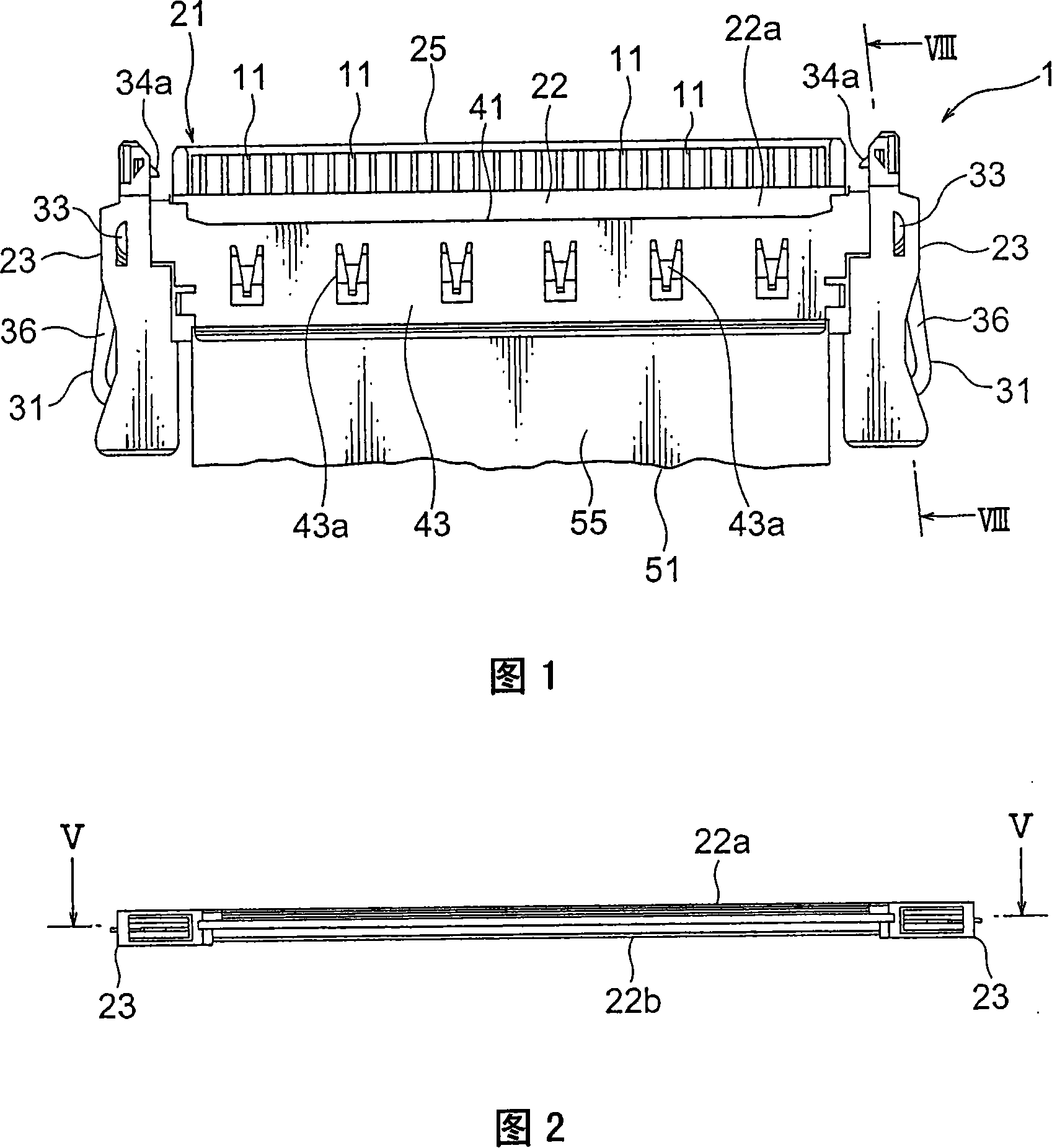 Connector prevented from undesired separation of a locking member