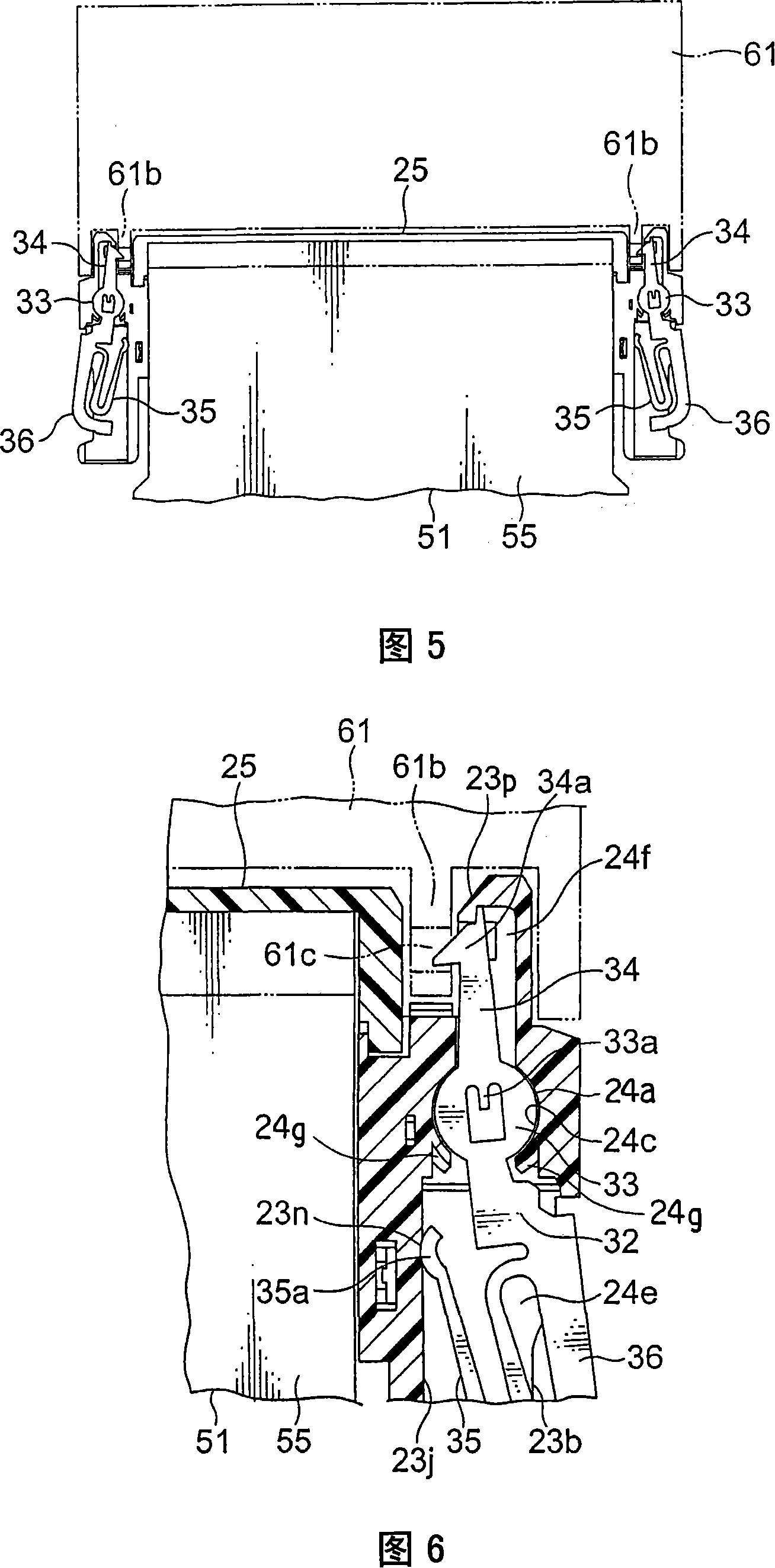 Connector prevented from undesired separation of a locking member