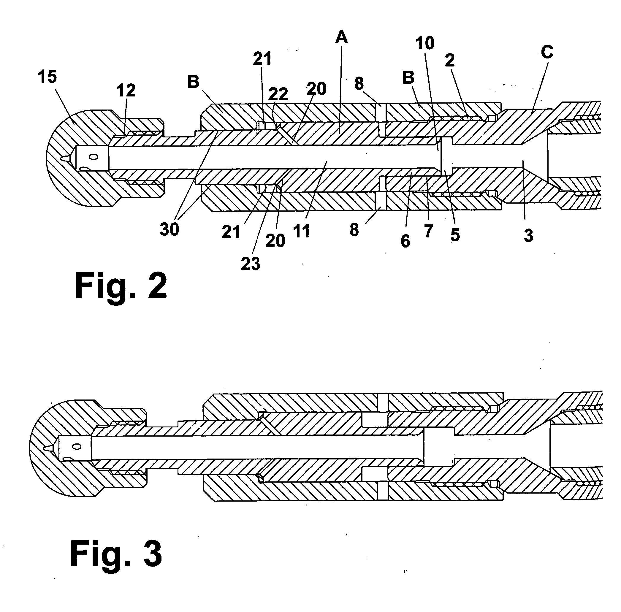 Self regulating fluid bearing high pressure rotary nozzle with balanced thrust force