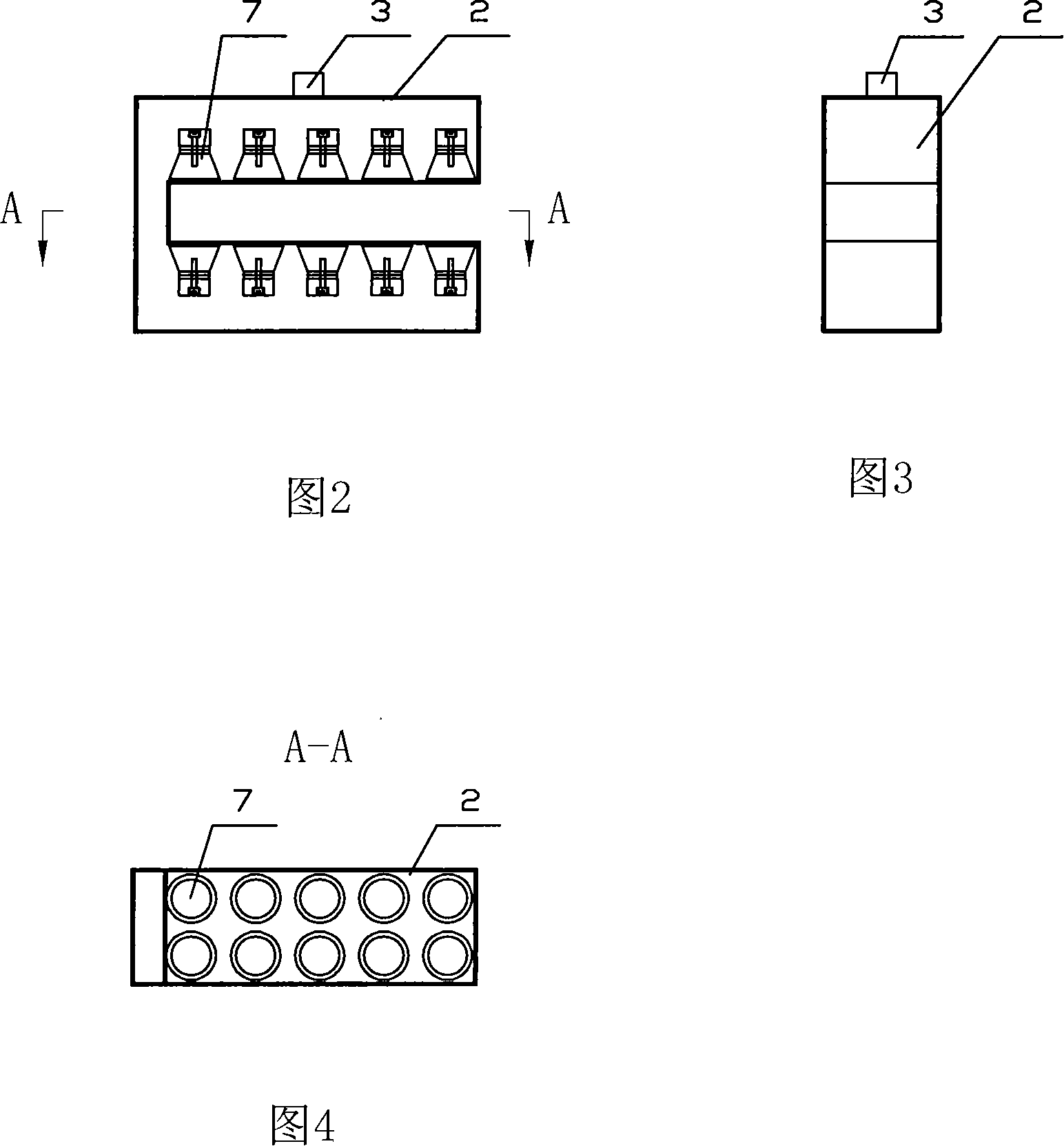 Ion ultrasonic cleaning method and device thereof
