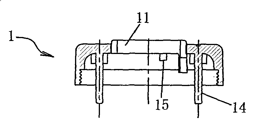 Aquatic animal air-transmission system control valve with functions of alarming and protection