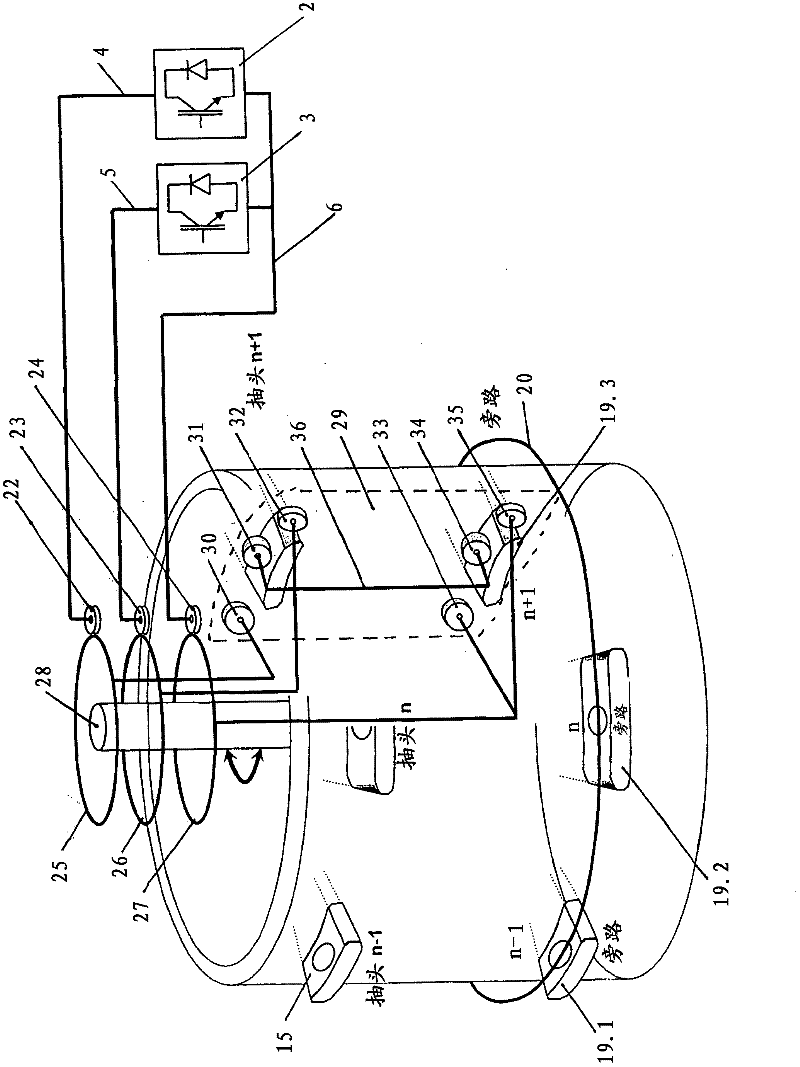 On-load tap changer comprising semiconductor switching elements