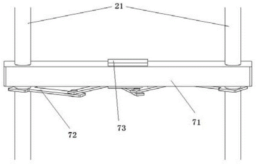 Semi-passive walking device driven by single motor and its steering control method